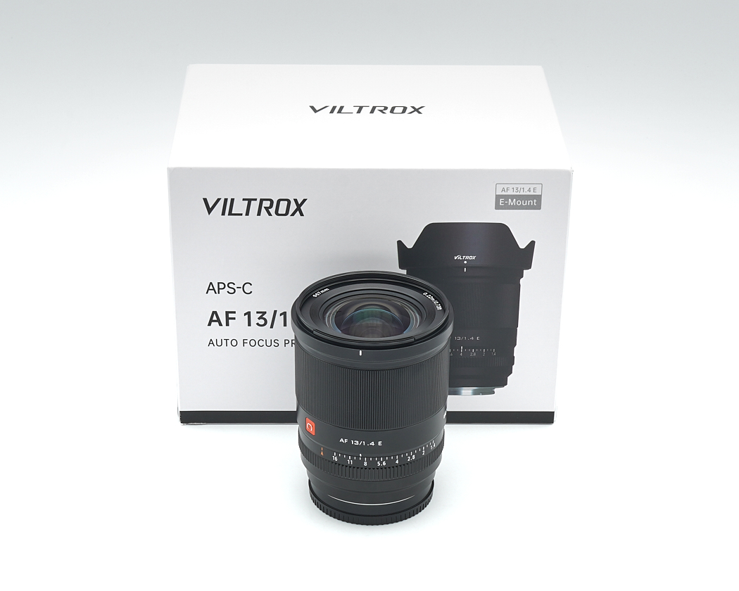 Objektiv, AF 13/1.4, APS-C, 0, E-Mount
