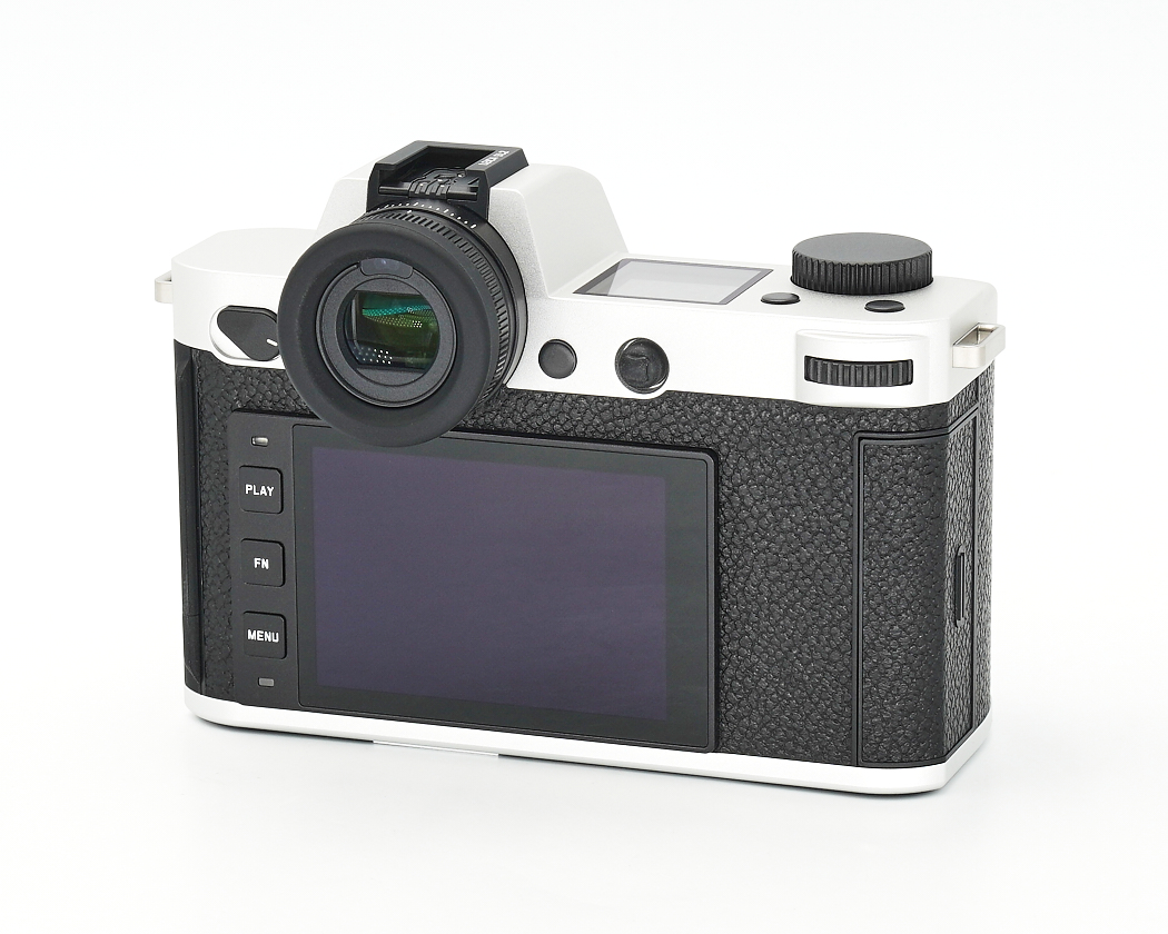 Leica SL2 Gehäuse 10896 SILBER , wie neu #47188**