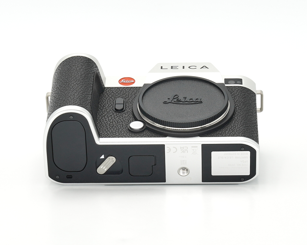 Leica SL2 Gehäuse 10896 SILBER , wie neu #47188**