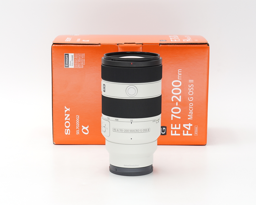 Objektiv, FE 70-200mm, Macro G OSS II, weiße Linse, schwarzer Zoomring