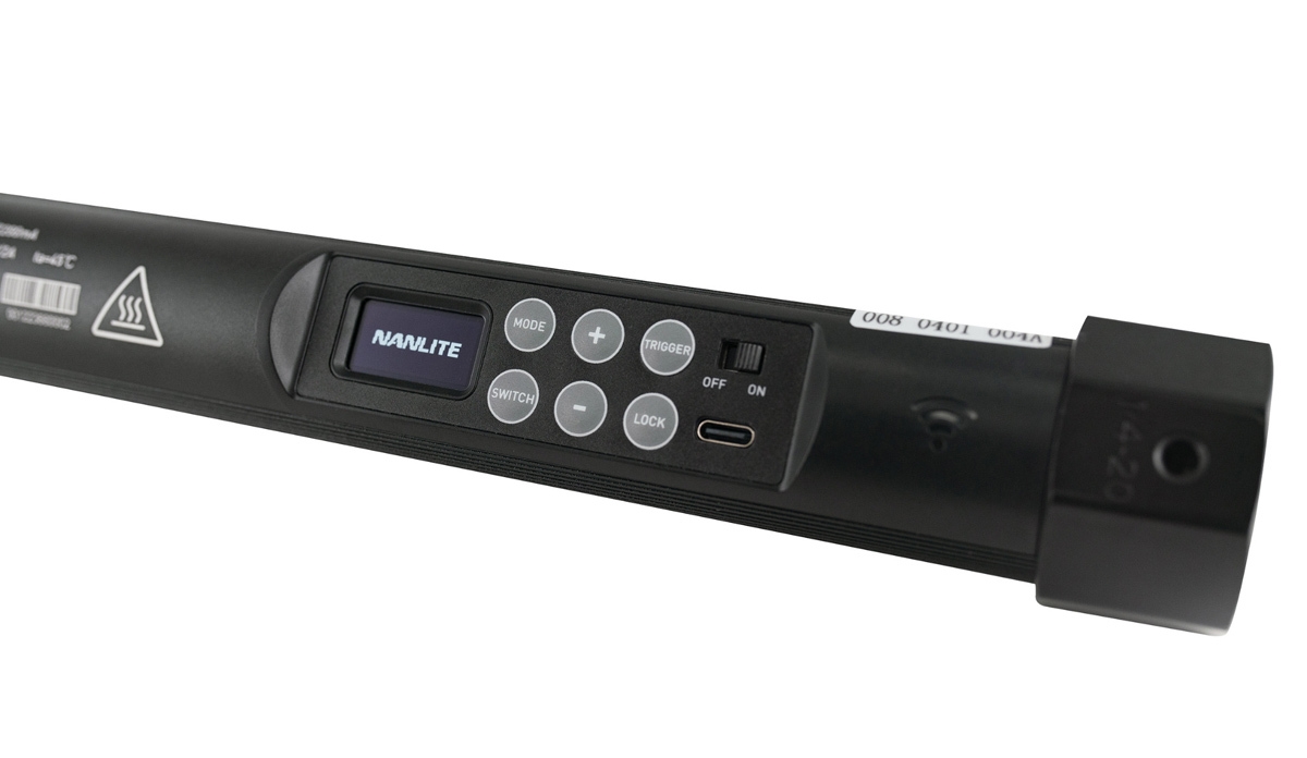 Nanlite PavoTube II 15XR 1Kit RGBWW Farb-Effektleuchte