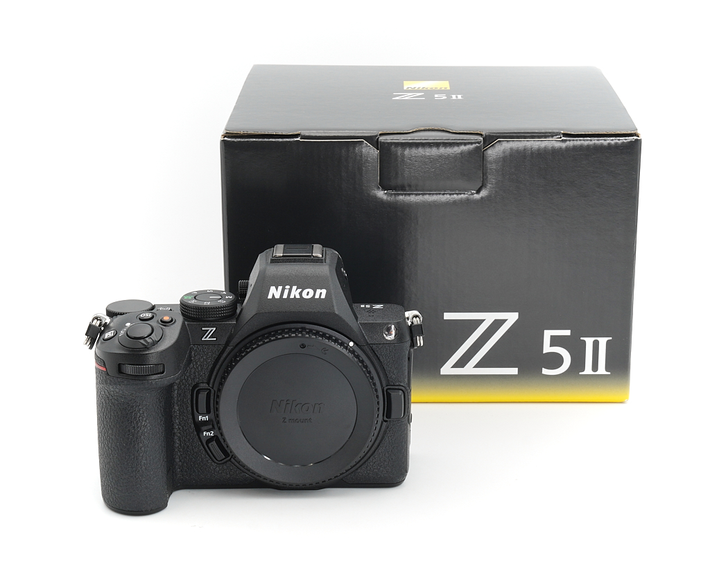 Nikon Z5II Gehäuse Ausstellungsstück, nur ca. 2000 Auslösungen #48276**