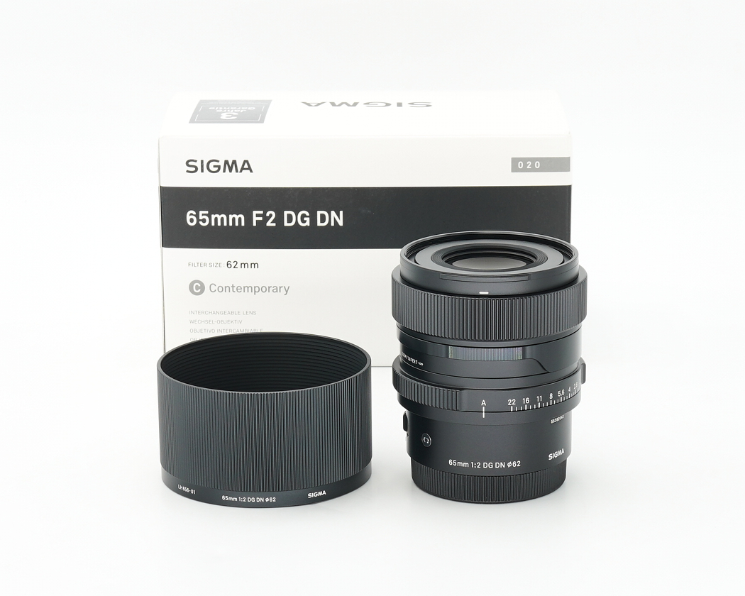 Sigma Contemporary 65mm 2.0 DG DN für L-Mount Vitrinenmodell #49188**