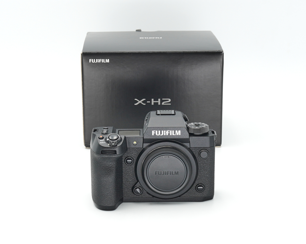 Fujifilm X-H2 Gehäuse Aussteller, 2662 Auslöser, wie neu #33588**