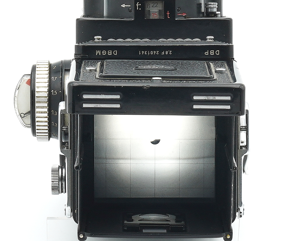 filmkamera, Sucher, Metallgehäuse, Belichtungskontrollen, Objektivfassung