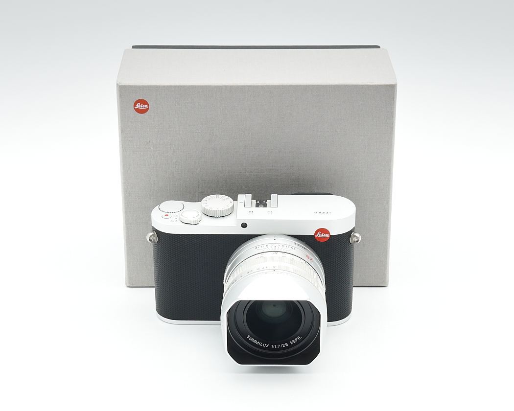 kamera, digital, Leica, Spiegelreflex?, silber-schwarz
