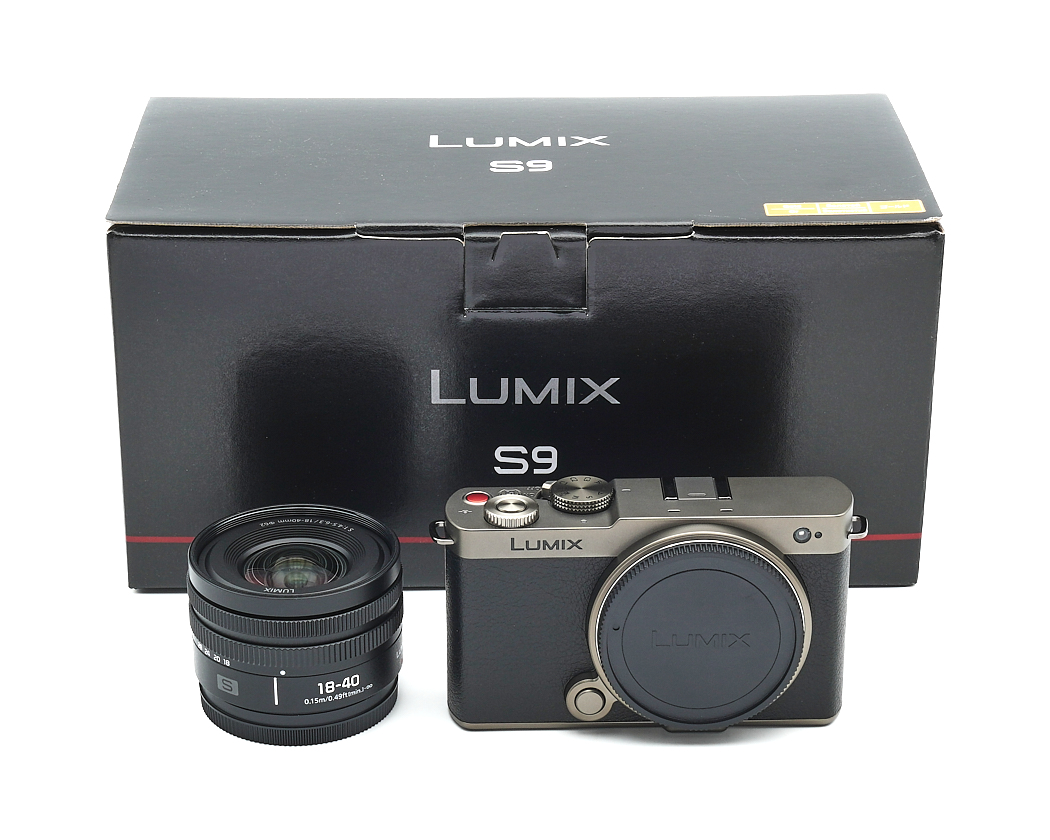 kamera, spiegellose, lumix, kit-objektiv, schwarz-silber