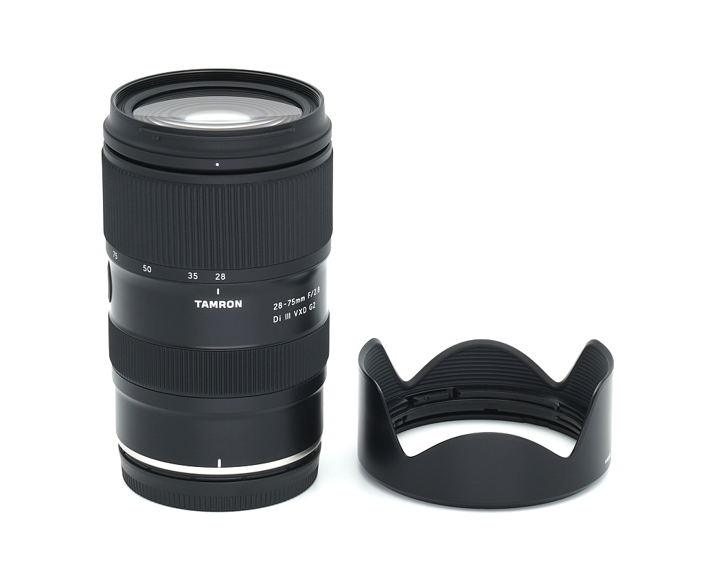 Objektiv, Tamron Objektiv, 75 mm Brennweite, Blende f/2.8, Weitwinkel?