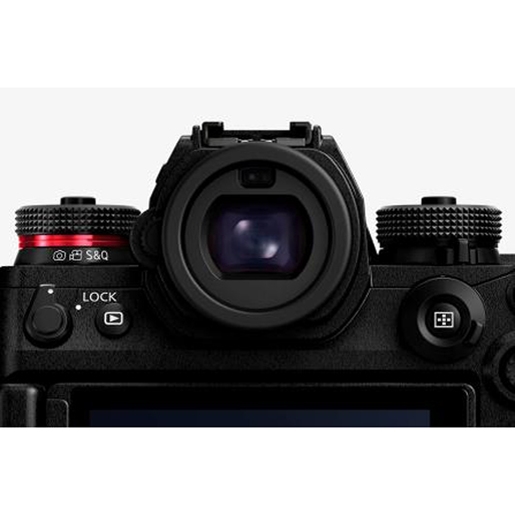 Panasonic Lumix DC-S1 II + Sigma Art 24-70mm 2.8 DG DN II